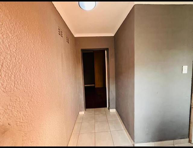 1 BEDROOM PROPERTY TO RENT IN PRIMROSE